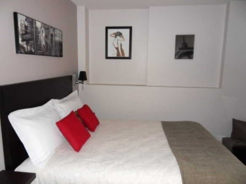 Hotel Le Figuier Ivry-sur-Seine Esterno foto